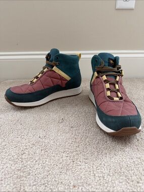 Teva ReEmber Commute WP